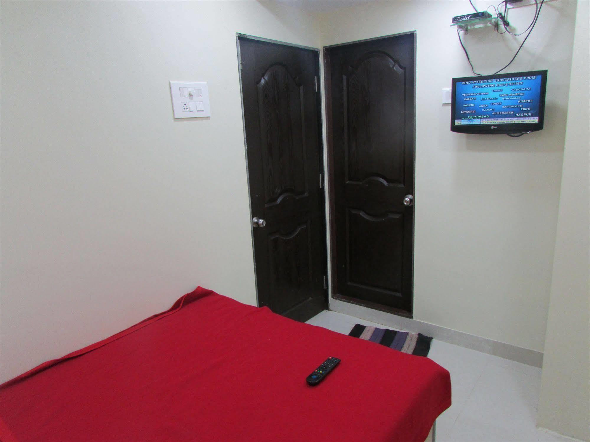 Royal Annex Hotel Mumbai Bagian luar foto